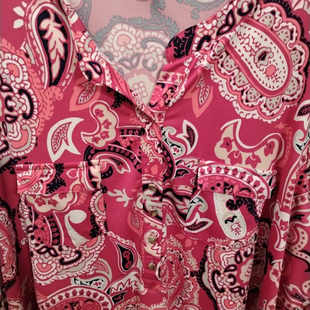 Ava & Grace Woman Paisely Top in Size 3X - Picture 5 of 12